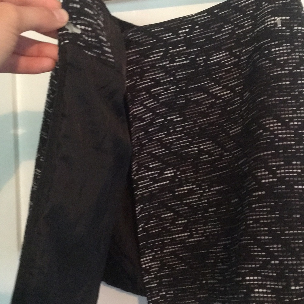 Skirt - Picture 3 of 3